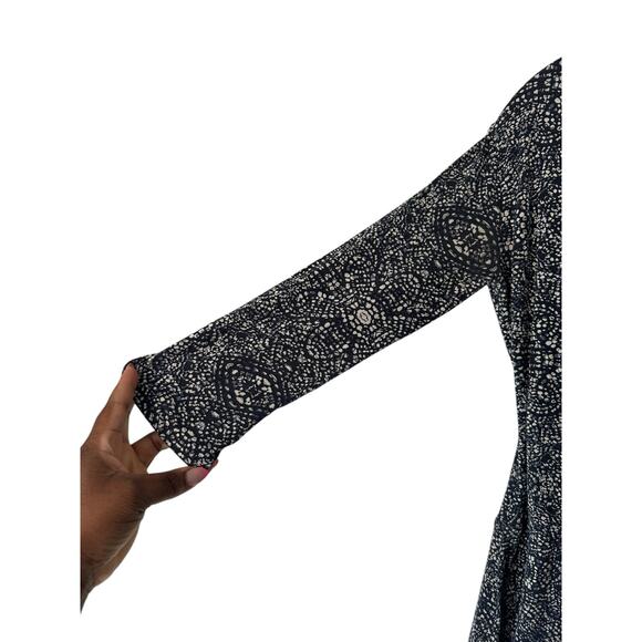 Garnett Hill Brianna‎ Surplice Knit Dress Blue White Faux Wrap Slimming Small - Picture 5 of 11